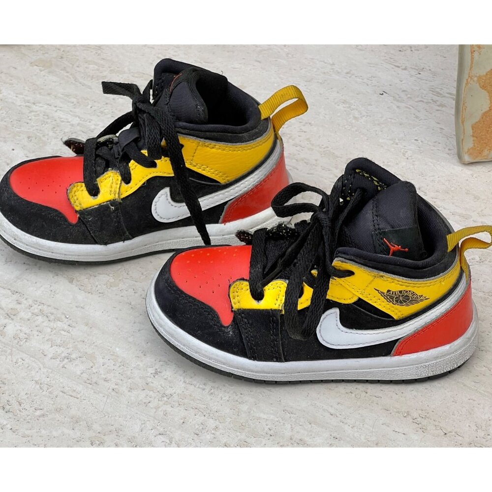 Jordan 1 Retro High OG Sneakers Black/Yellow/Red Kids Size 6C Red Yellow B&W - Picture 3 of 9
